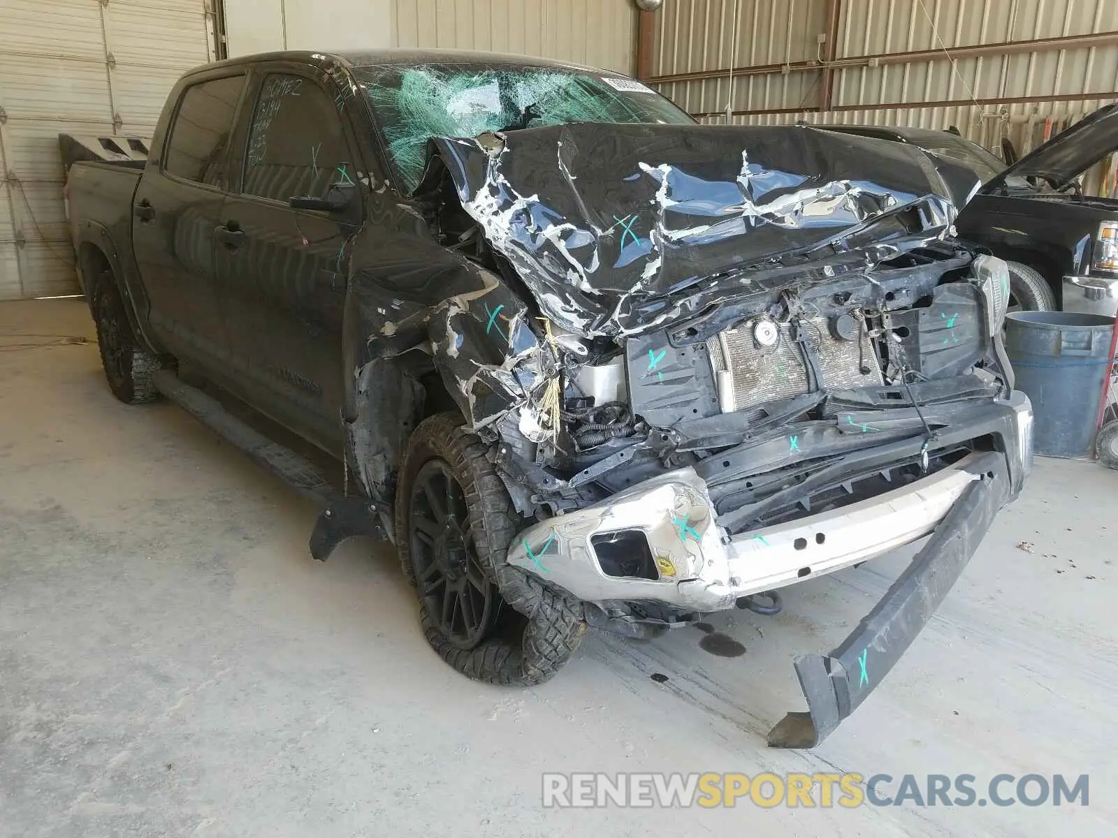 1 Photograph of a damaged car 5TFDY5F12LX884705 TOYOTA TUNDRA 2020