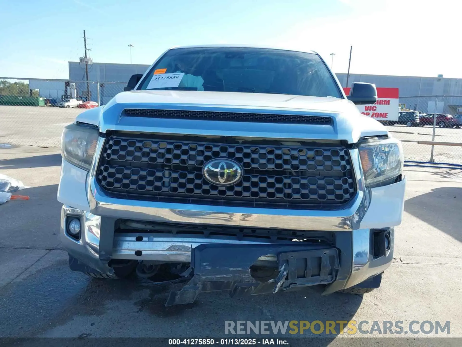 6 Photograph of a damaged car 5TFDY5F13LX880288 TOYOTA TUNDRA 2020