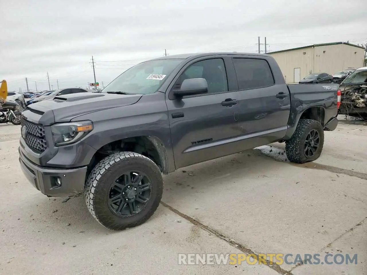 1 Photograph of a damaged car 5TFDY5F14LX870479 TOYOTA TUNDRA 2020