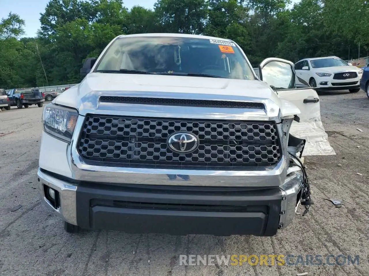 5 Photograph of a damaged car 5TFDY5F14LX946217 TOYOTA TUNDRA 2020