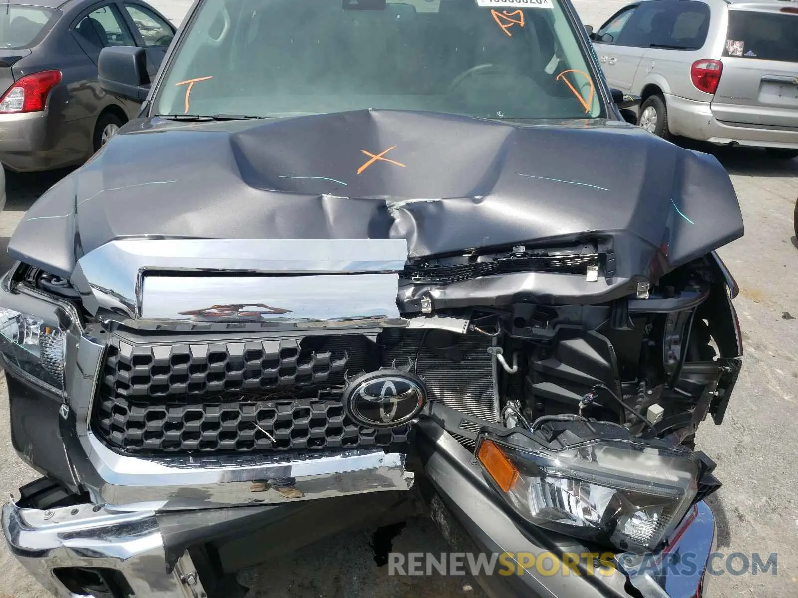 7 Photograph of a damaged car 5TFDY5F15LX886111 TOYOTA TUNDRA 2020