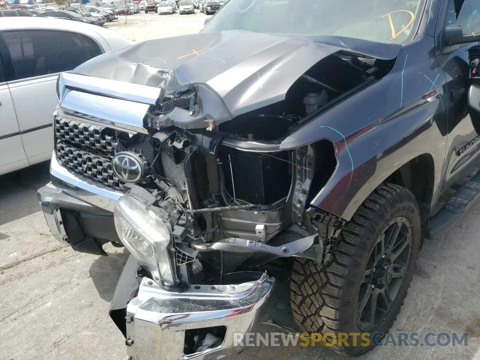 9 Photograph of a damaged car 5TFDY5F15LX886111 TOYOTA TUNDRA 2020