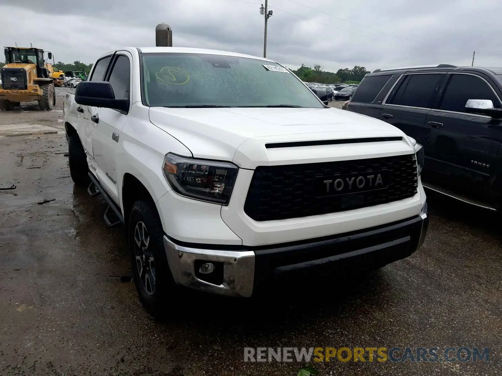 1 Фотография поврежденного автомобиля 5TFDY5F16LX900310 TOYOTA TUNDRA 2020