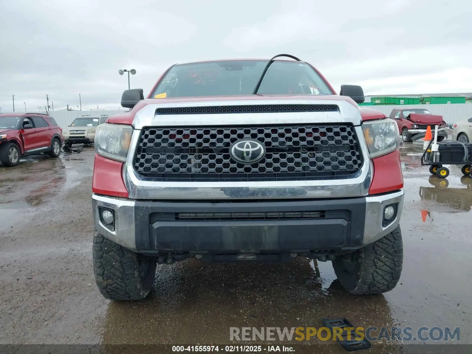 12 Photograph of a damaged car 5TFDY5F16LX938135 TOYOTA TUNDRA 2020