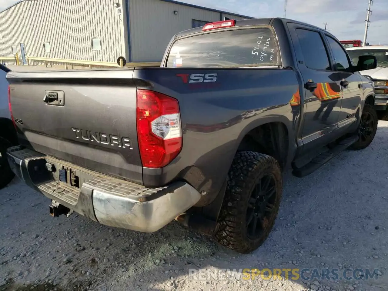 4 Photograph of a damaged car 5TFDY5F17LX876650 TOYOTA TUNDRA 2020