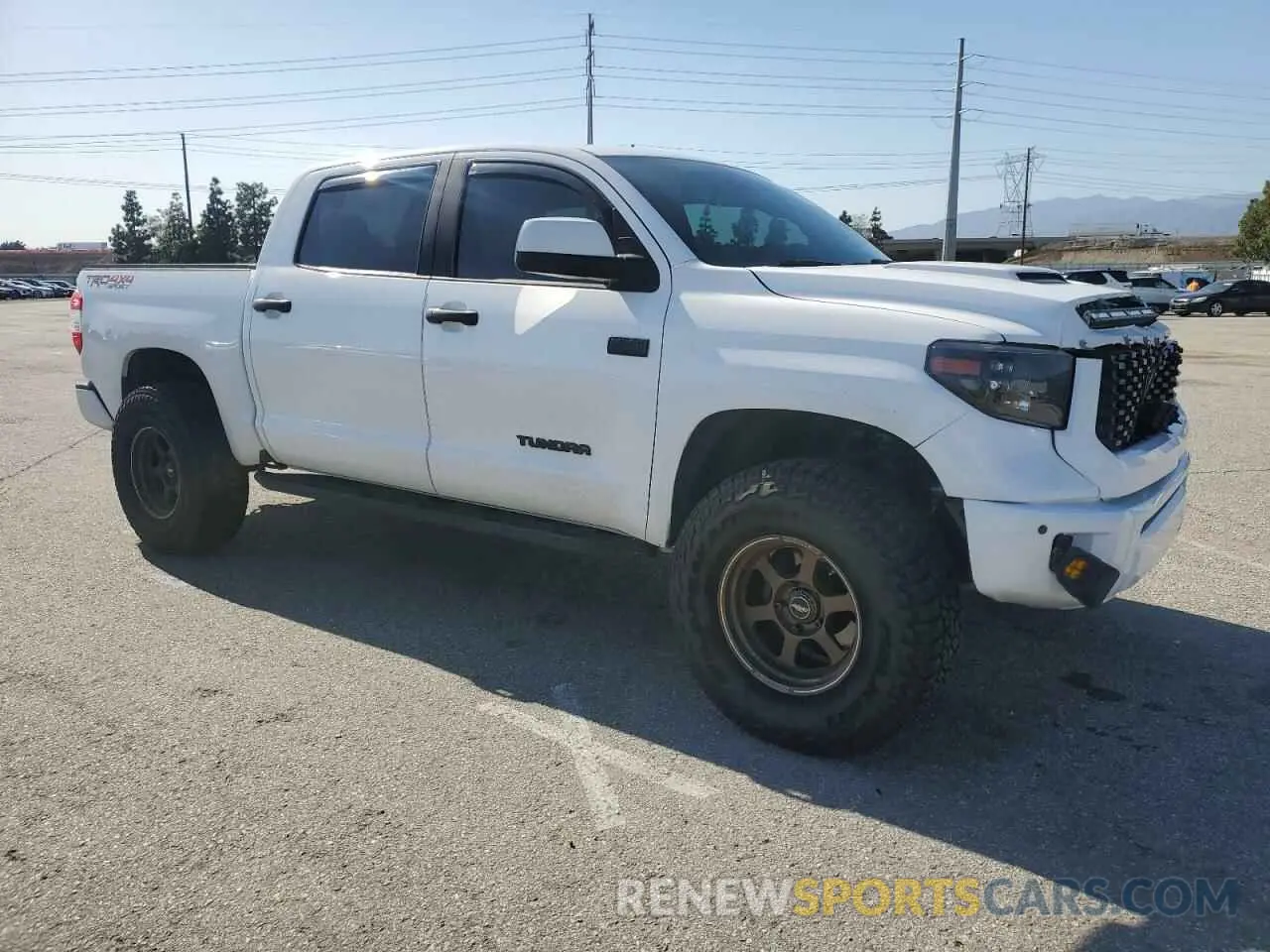 4 Фотография поврежденного автомобиля 5TFDY5F17LX934336 TOYOTA TUNDRA 2020