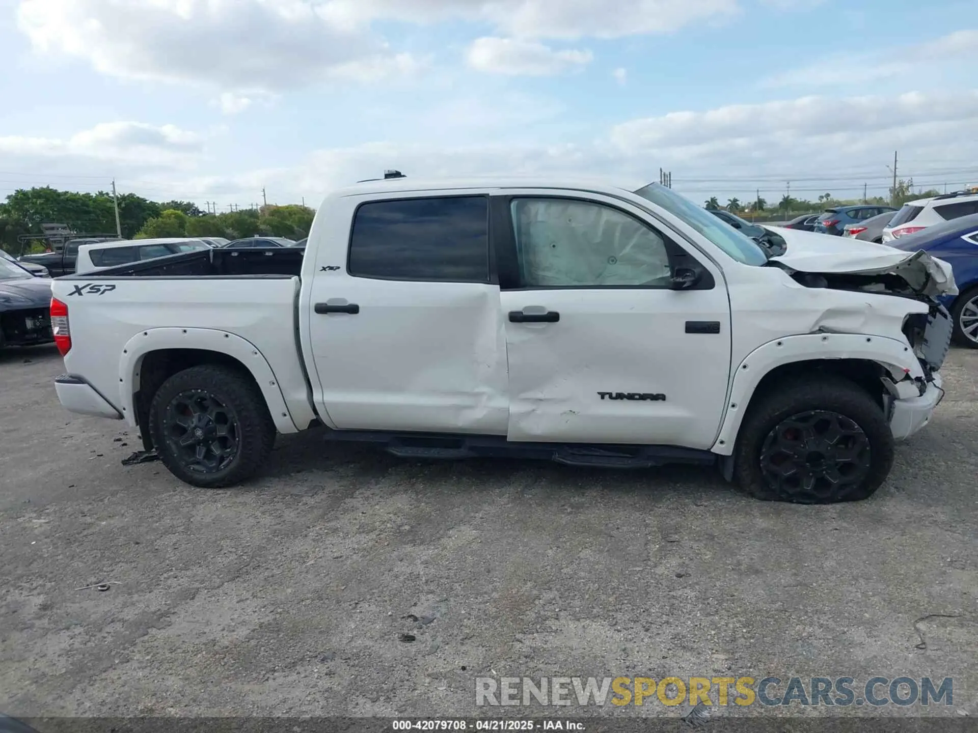14 Фотография поврежденного автомобиля 5TFDY5F19LX913388 TOYOTA TUNDRA 2020