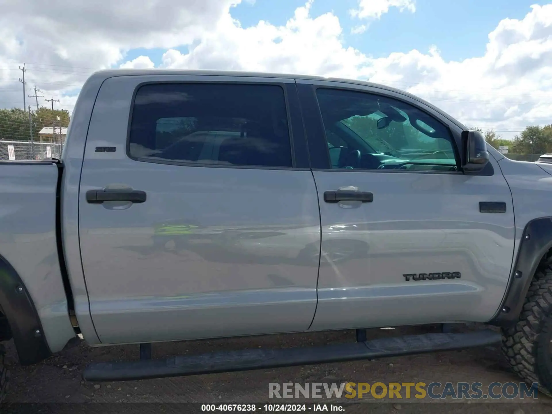 13 Photograph of a damaged car 5TFDY5F19LX915772 TOYOTA TUNDRA 2020