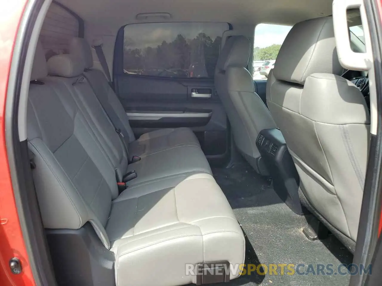 10 Фотография поврежденного автомобиля 5TFEY5F11LX263024 TOYOTA TUNDRA 2020