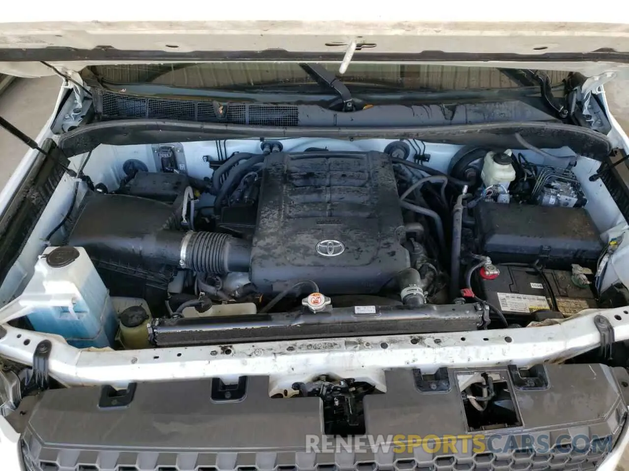 7 Photograph of a damaged car 5TFEY5F13LX263073 TOYOTA TUNDRA 2020
