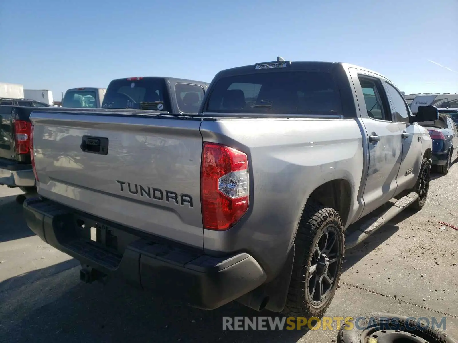 4 Photograph of a damaged car 5TFEY5F14LX258559 TOYOTA TUNDRA 2020