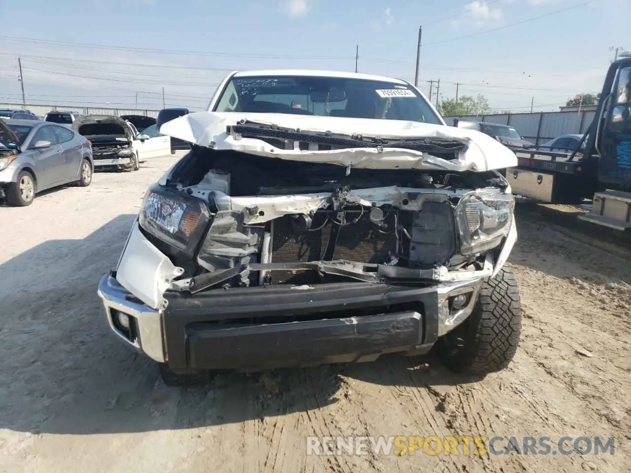 5 Photograph of a damaged car 5TFEY5F15LX255895 TOYOTA TUNDRA 2020