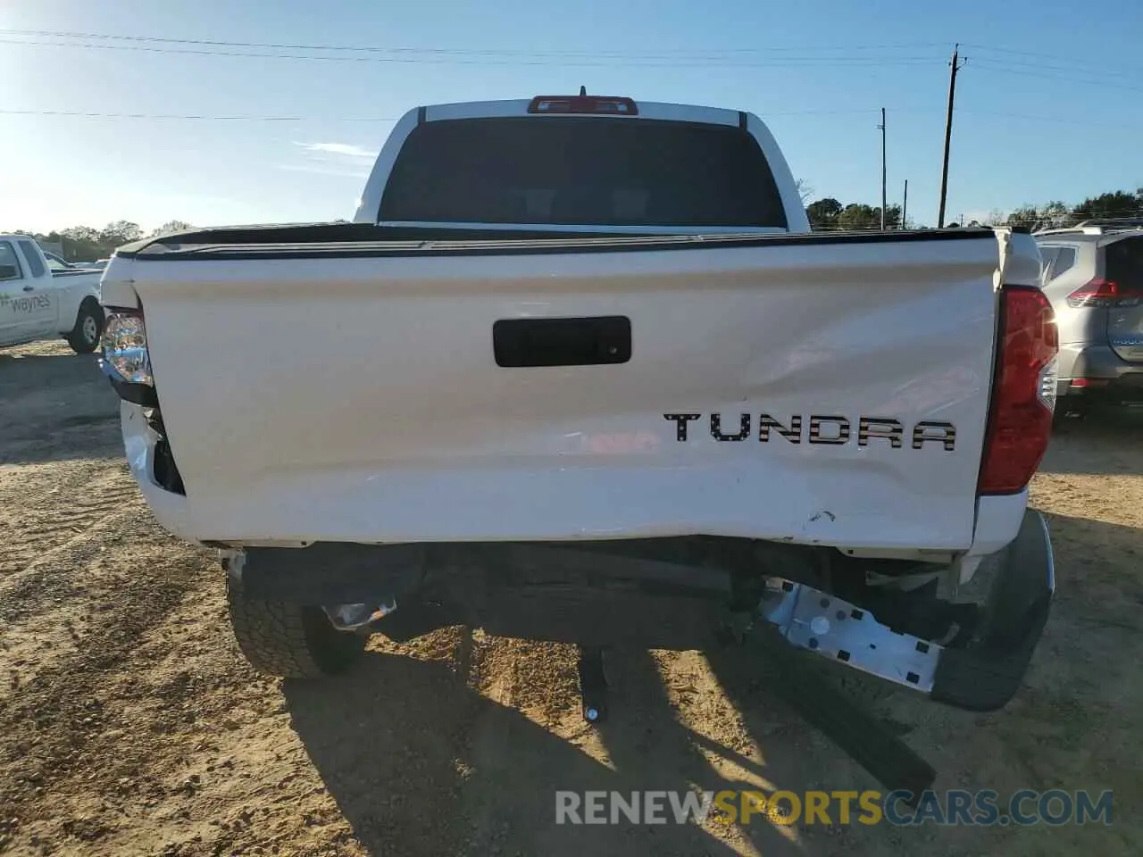 6 Photograph of a damaged car 5TFEY5F18LX261514 TOYOTA TUNDRA 2020