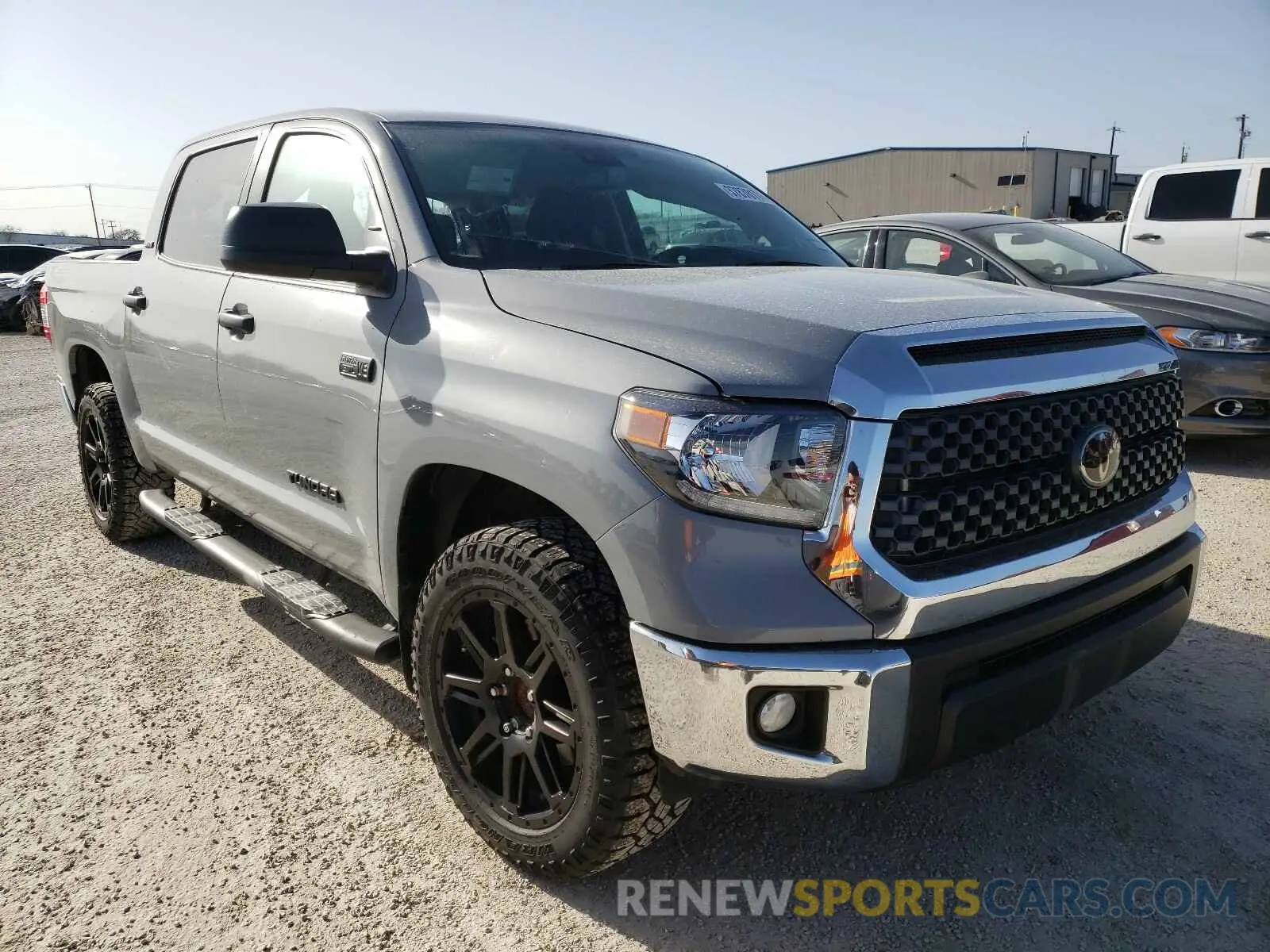 1 Photograph of a damaged car 5TFEY5F18LX265093 TOYOTA TUNDRA 2020