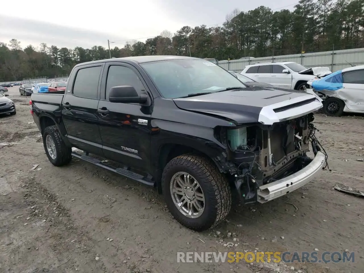 4 Photograph of a damaged car 5TFEY5F19LX261814 TOYOTA TUNDRA 2020