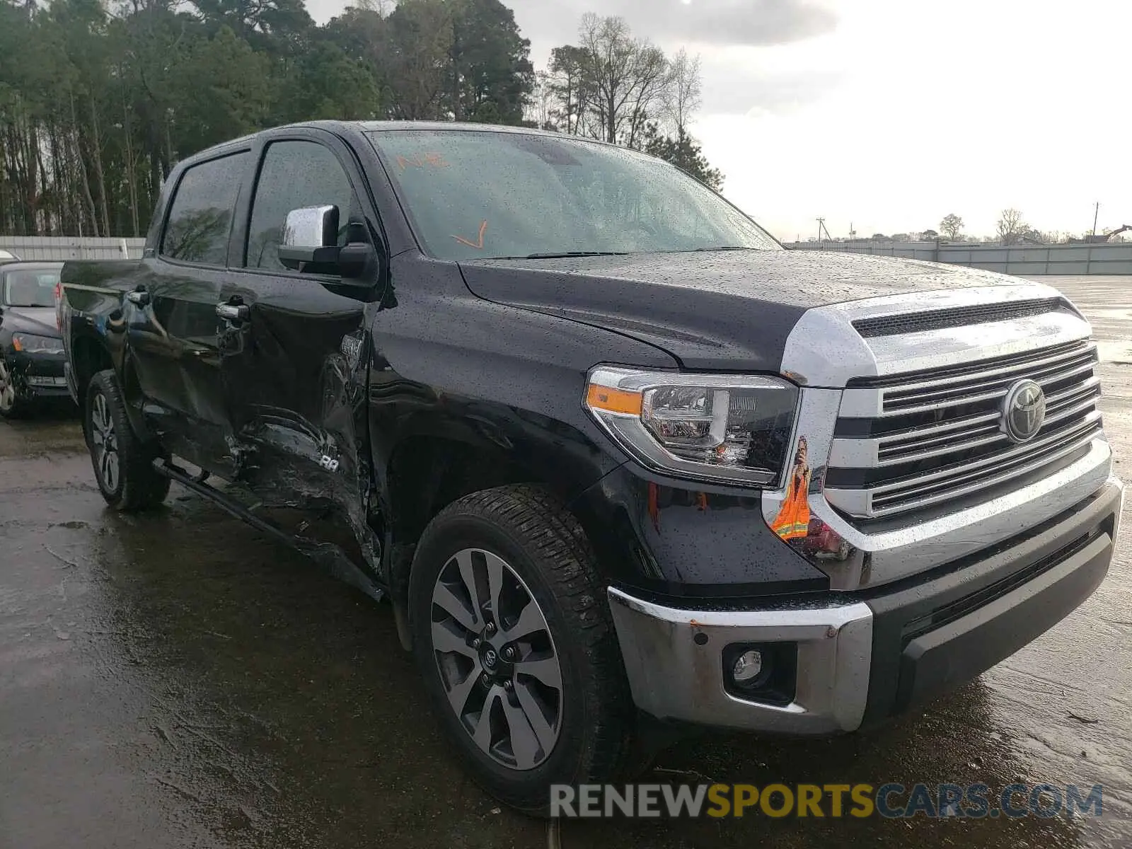 1 Photograph of a damaged car 5TFFY5F14LX261515 TOYOTA TUNDRA 2020
