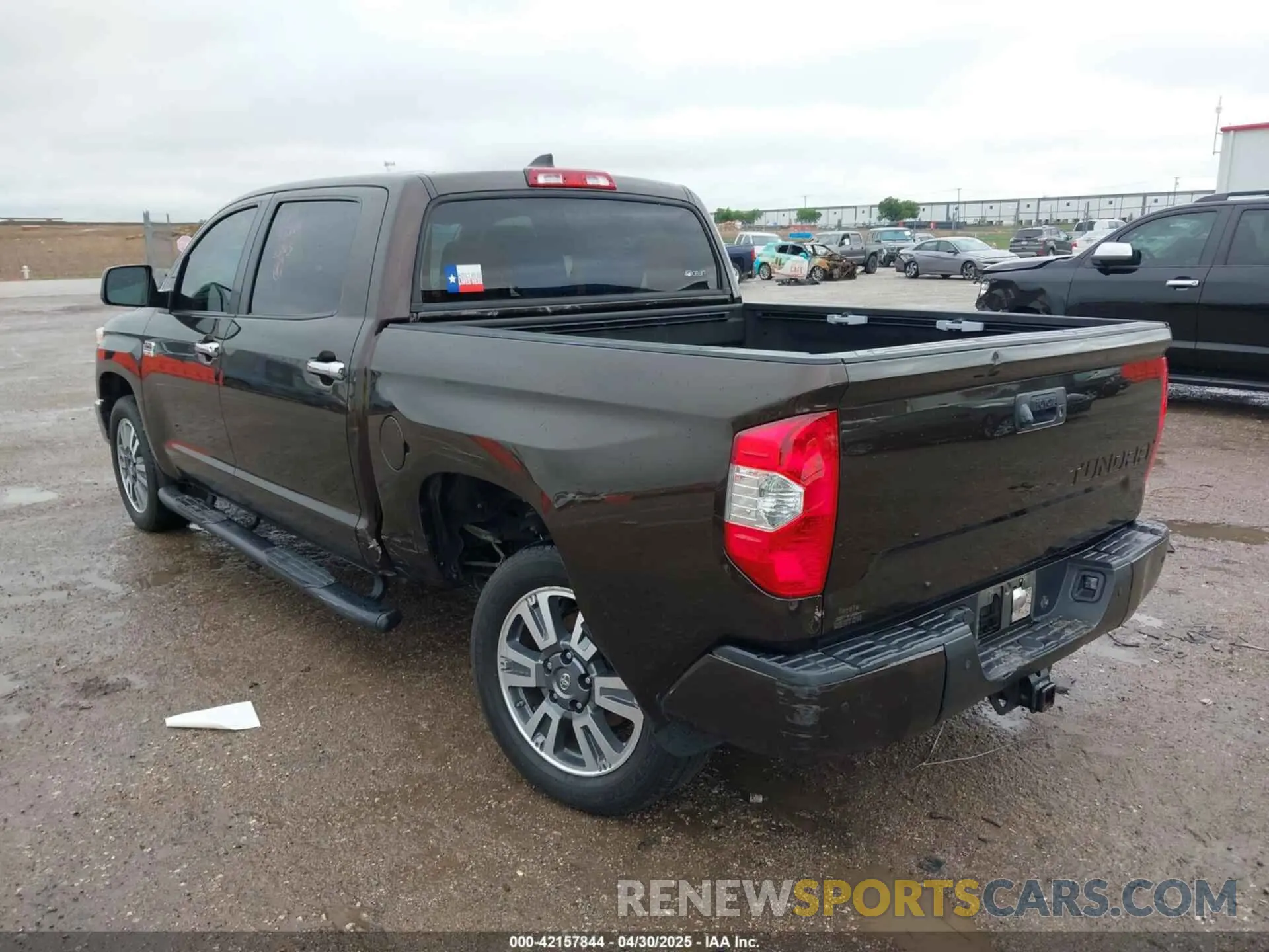 3 Photograph of a damaged car 5TFGY5F14LX258361 TOYOTA TUNDRA 2020