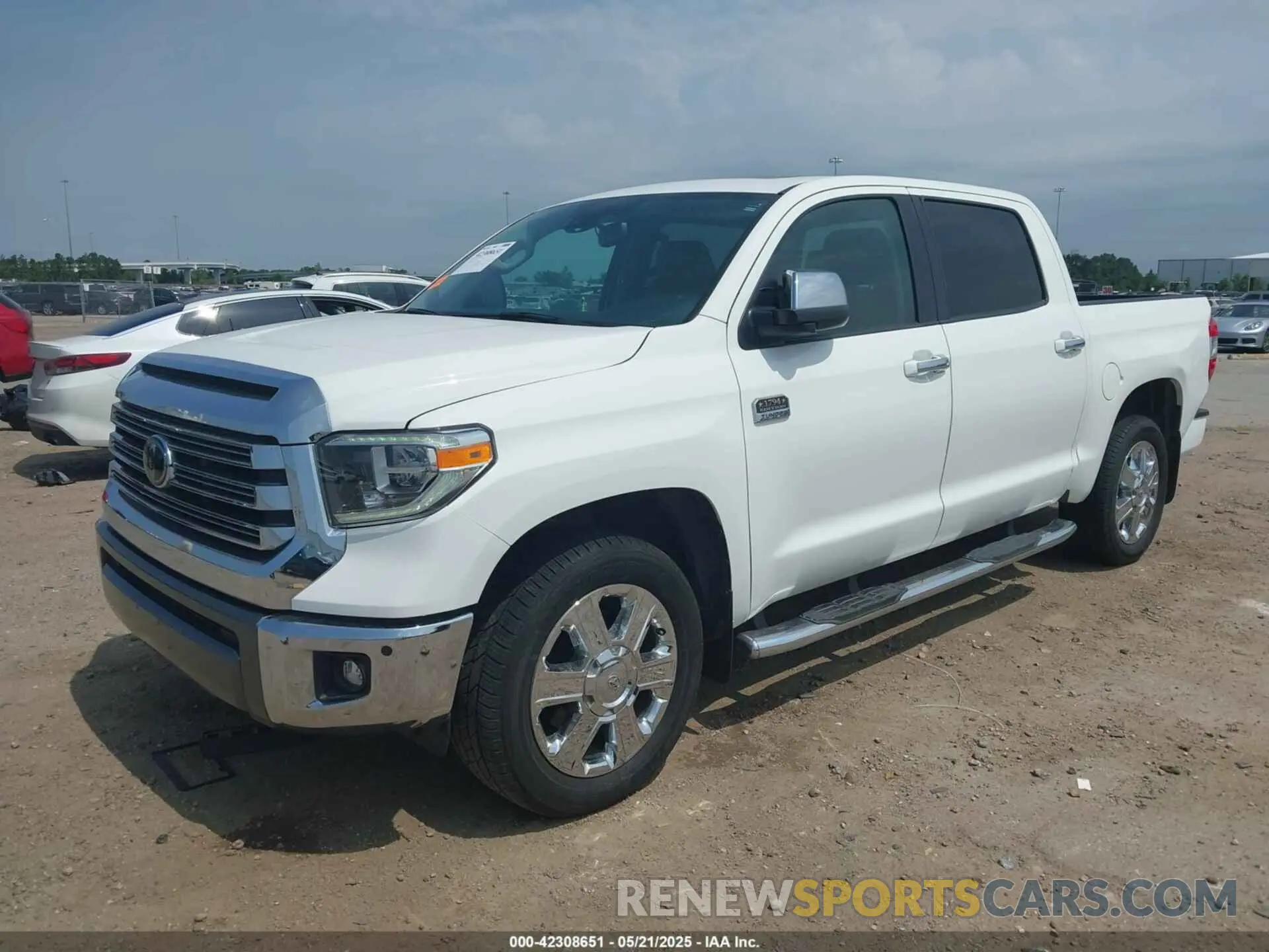 2 Photograph of a damaged car 5TFGY5F18LX257827 TOYOTA TUNDRA 2020