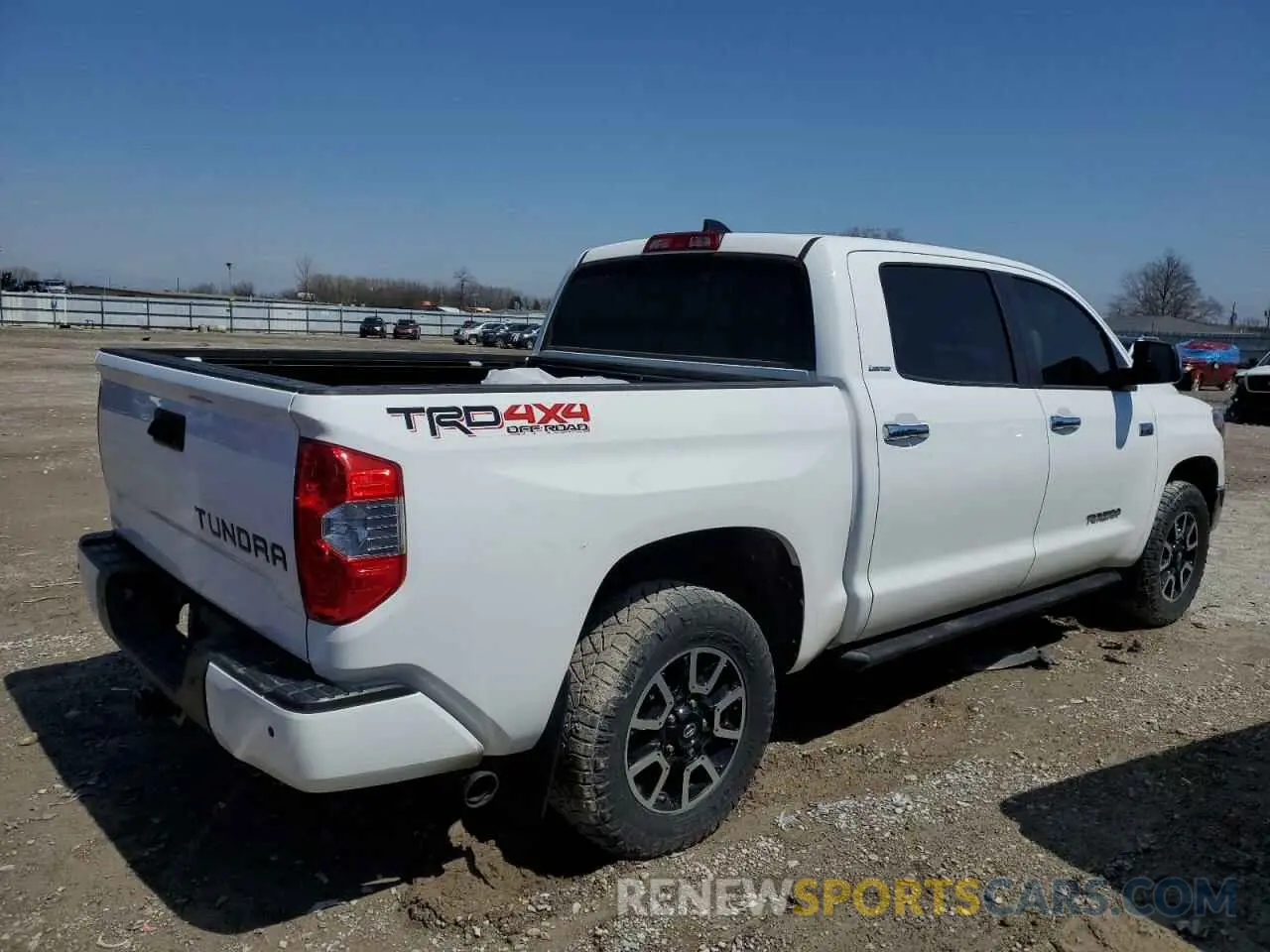 3 Фотография поврежденного автомобиля 5TFHY5F13LX946291 TOYOTA TUNDRA 2020