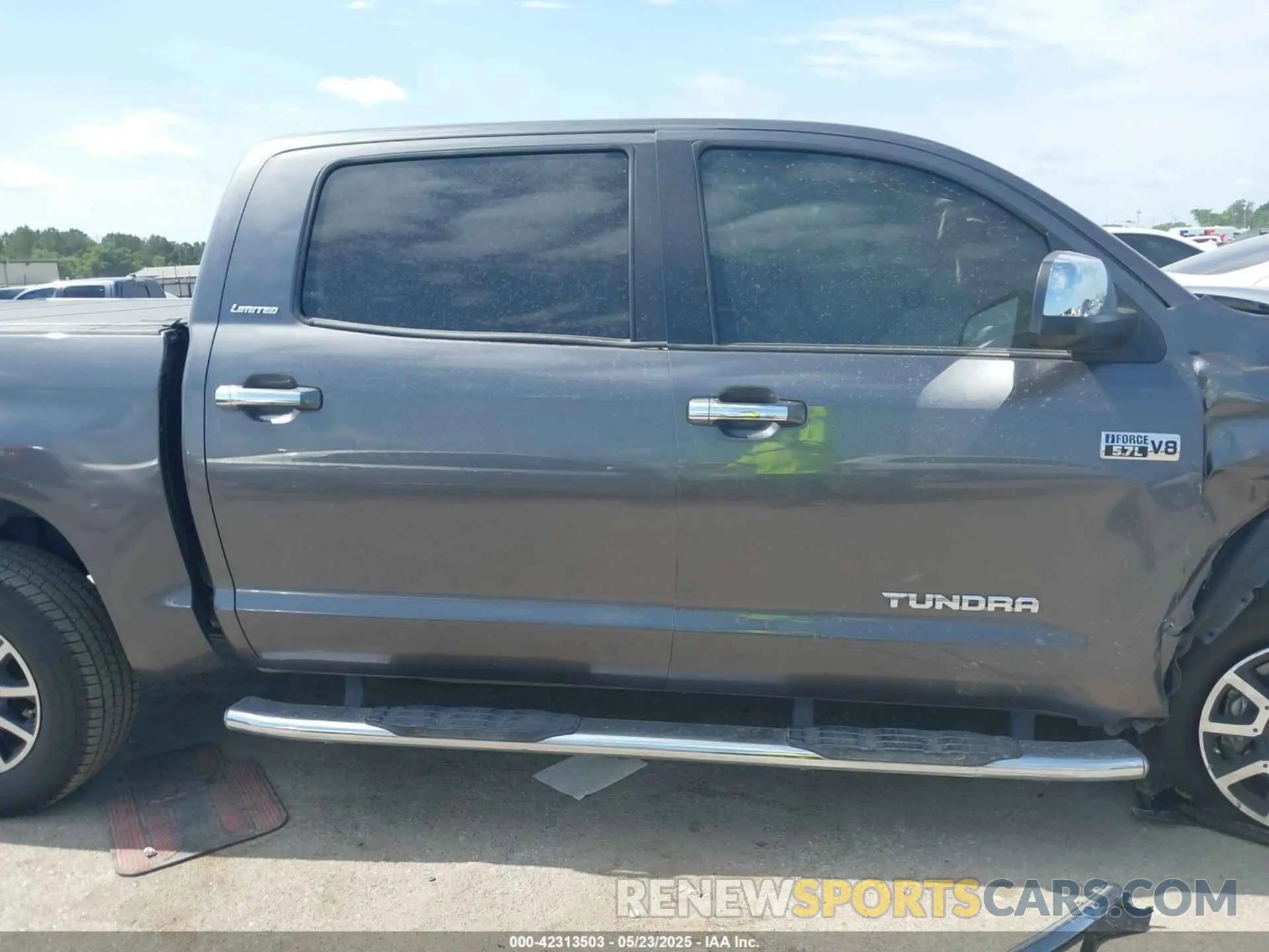 13 Фотография поврежденного автомобиля 5TFHY5F14LX954142 TOYOTA TUNDRA 2020