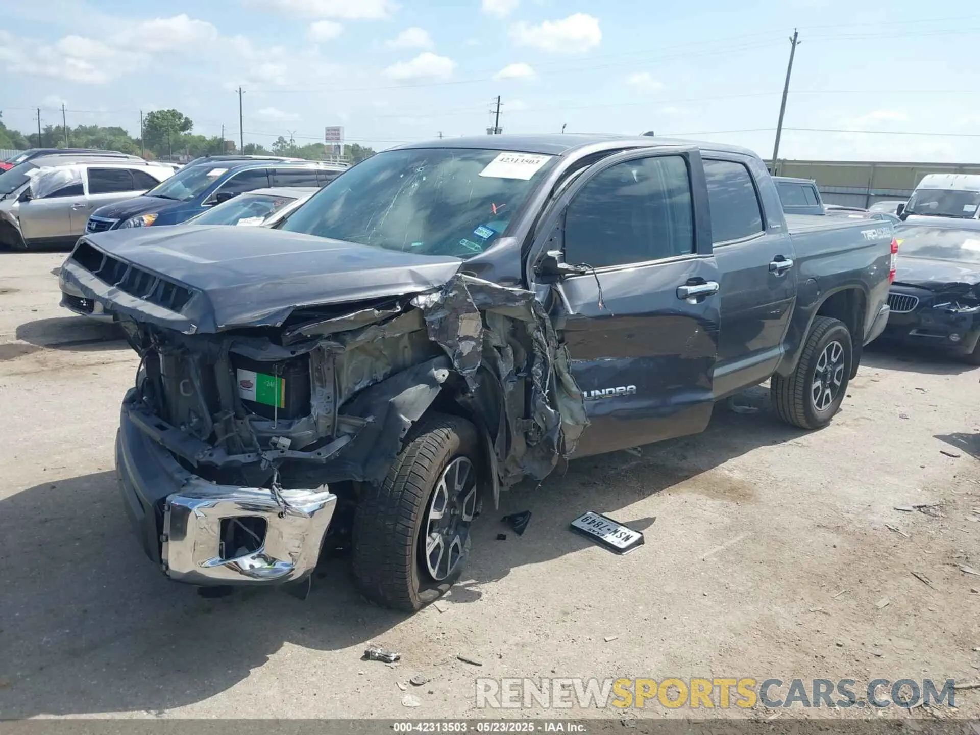 2 Фотография поврежденного автомобиля 5TFHY5F14LX954142 TOYOTA TUNDRA 2020