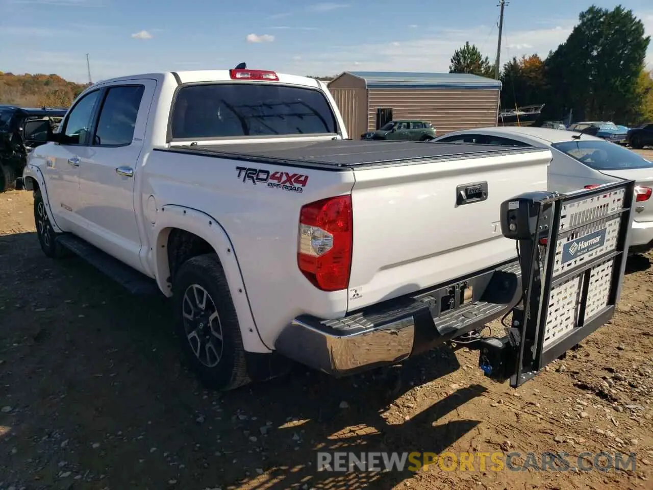3 Фотография поврежденного автомобиля 5TFHY5F16LX904858 TOYOTA TUNDRA 2020