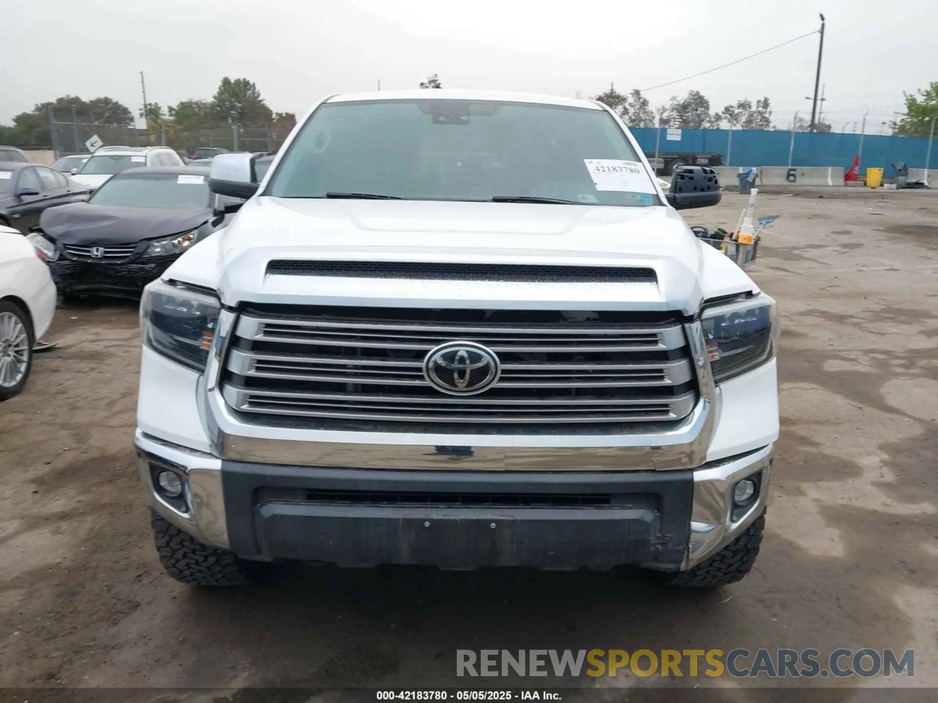 12 Фотография поврежденного автомобиля 5TFHY5F16LX917738 TOYOTA TUNDRA 2020