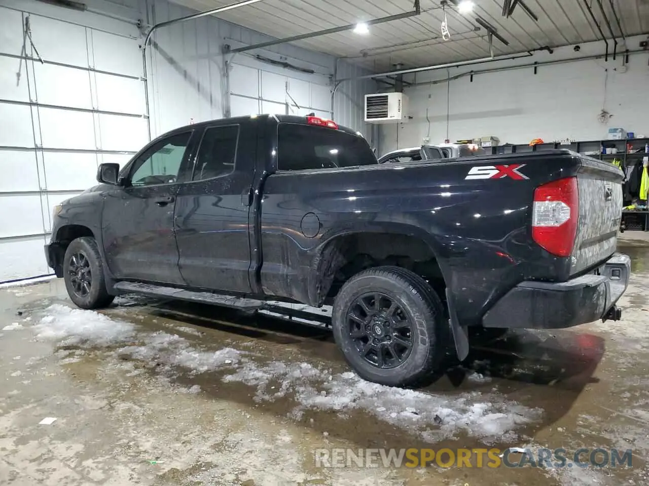 2 Фотография поврежденного автомобиля 5TFRY5F14LX267120 TOYOTA TUNDRA 2020