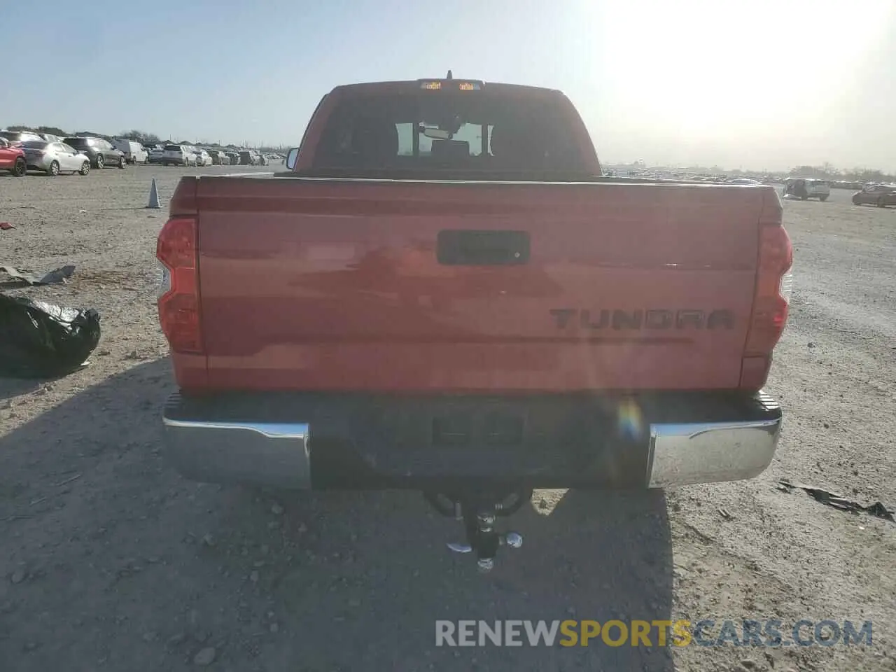 6 Photograph of a damaged car 5TFRY5F19LX260406 TOYOTA TUNDRA 2020