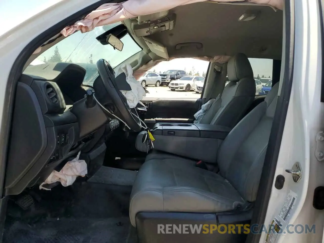 7 Photograph of a damaged car 5TFTY5F17LX011477 TOYOTA TUNDRA 2020