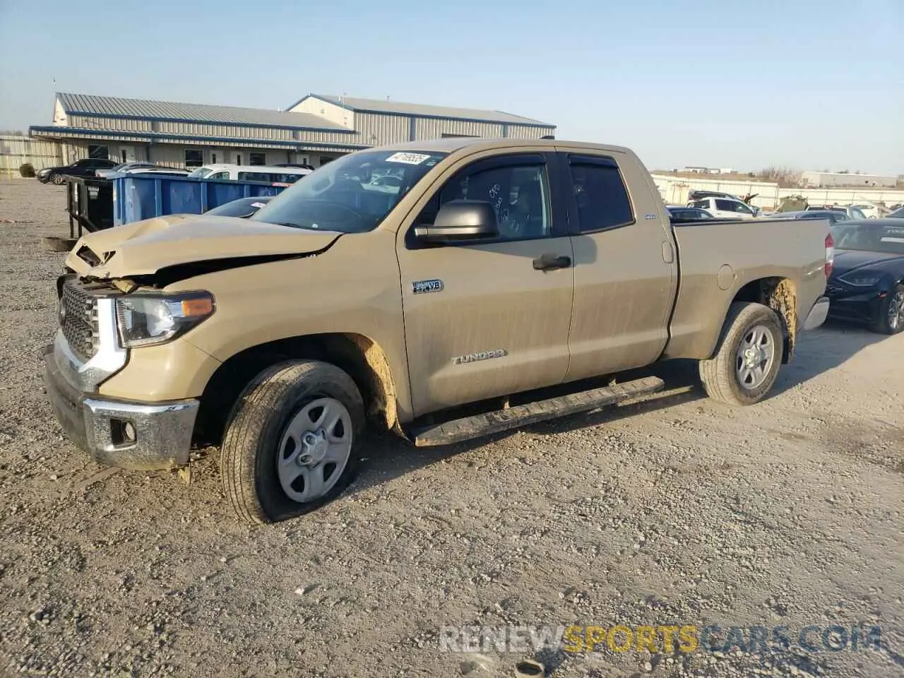 1 Photograph of a damaged car 5TFUY5F11LX946577 TOYOTA TUNDRA 2020
