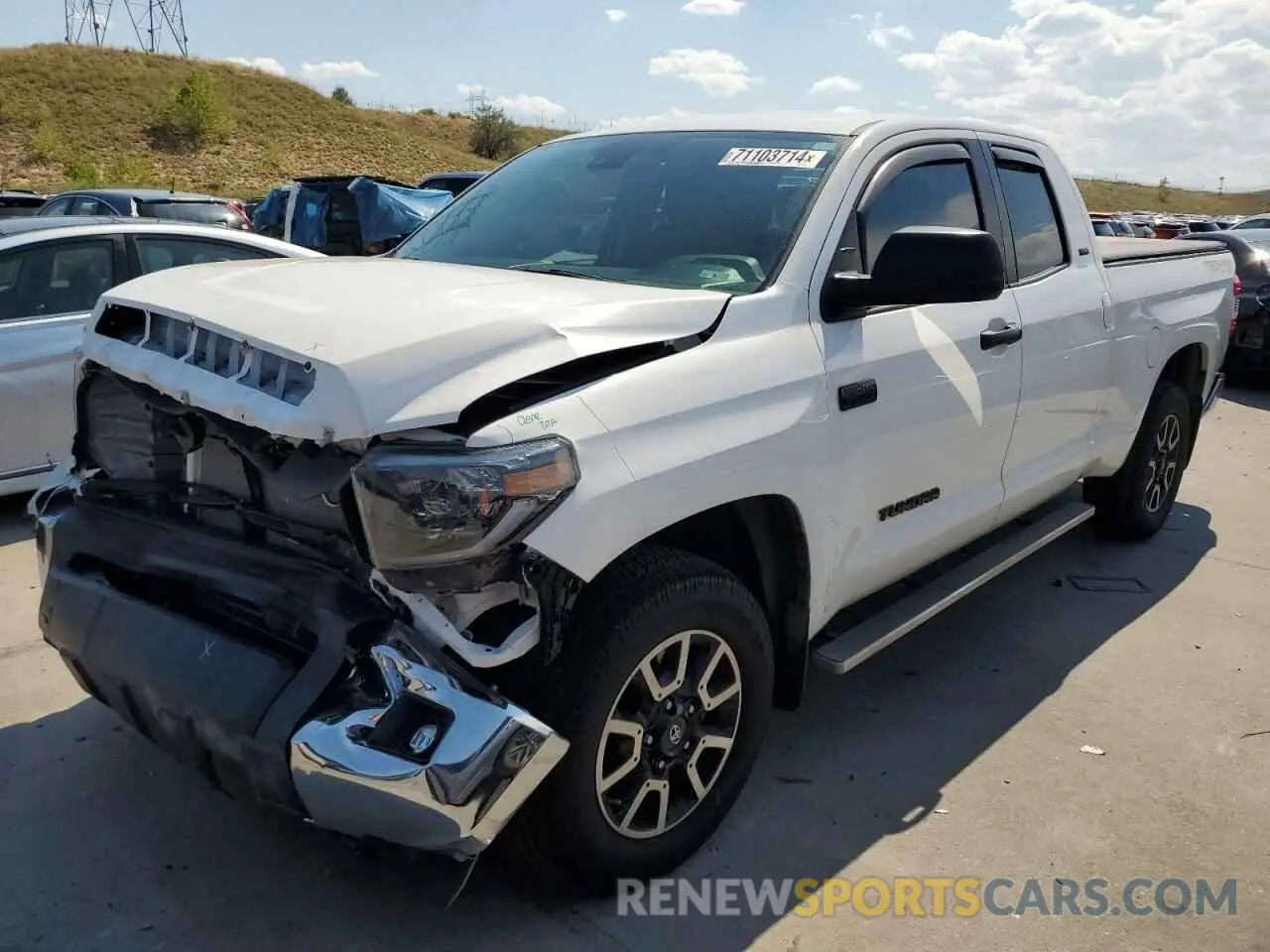 1 Photograph of a damaged car 5TFUY5F15LX941754 TOYOTA TUNDRA 2020