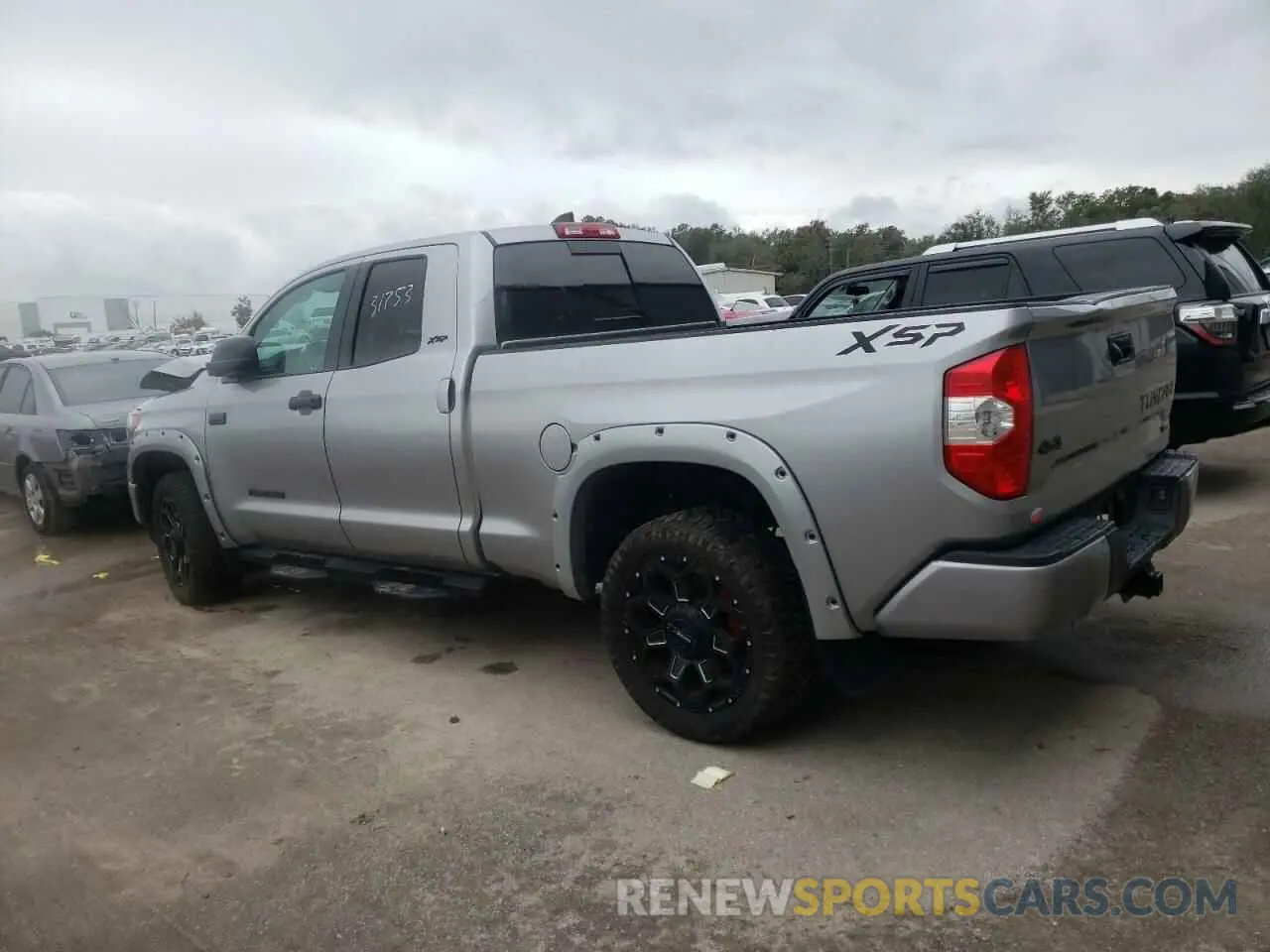 2 Фотография поврежденного автомобиля 5TFUY5F17LX955719 TOYOTA TUNDRA 2020