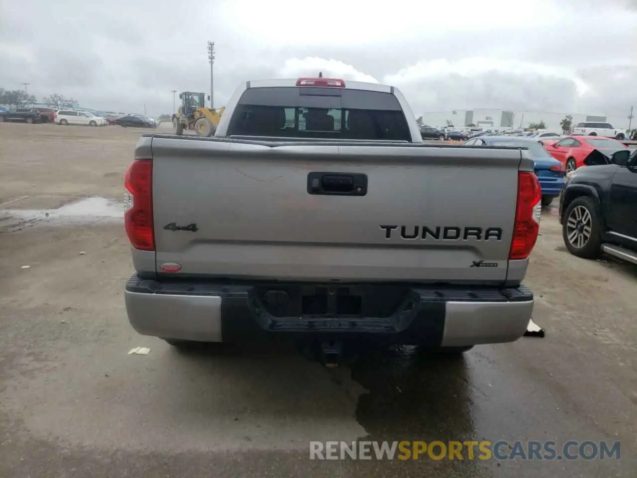 6 Фотография поврежденного автомобиля 5TFUY5F17LX955719 TOYOTA TUNDRA 2020