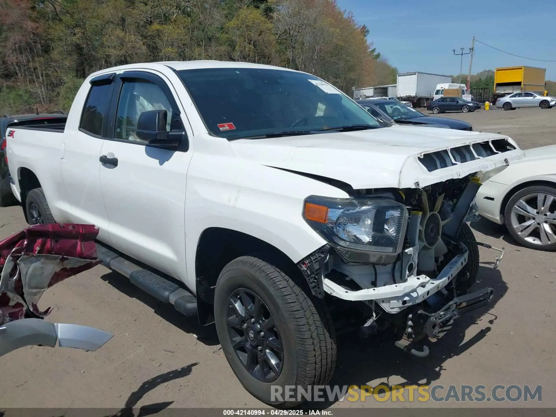 1 Фотография поврежденного автомобиля 5TFUY5F18LX898558 TOYOTA TUNDRA 2020