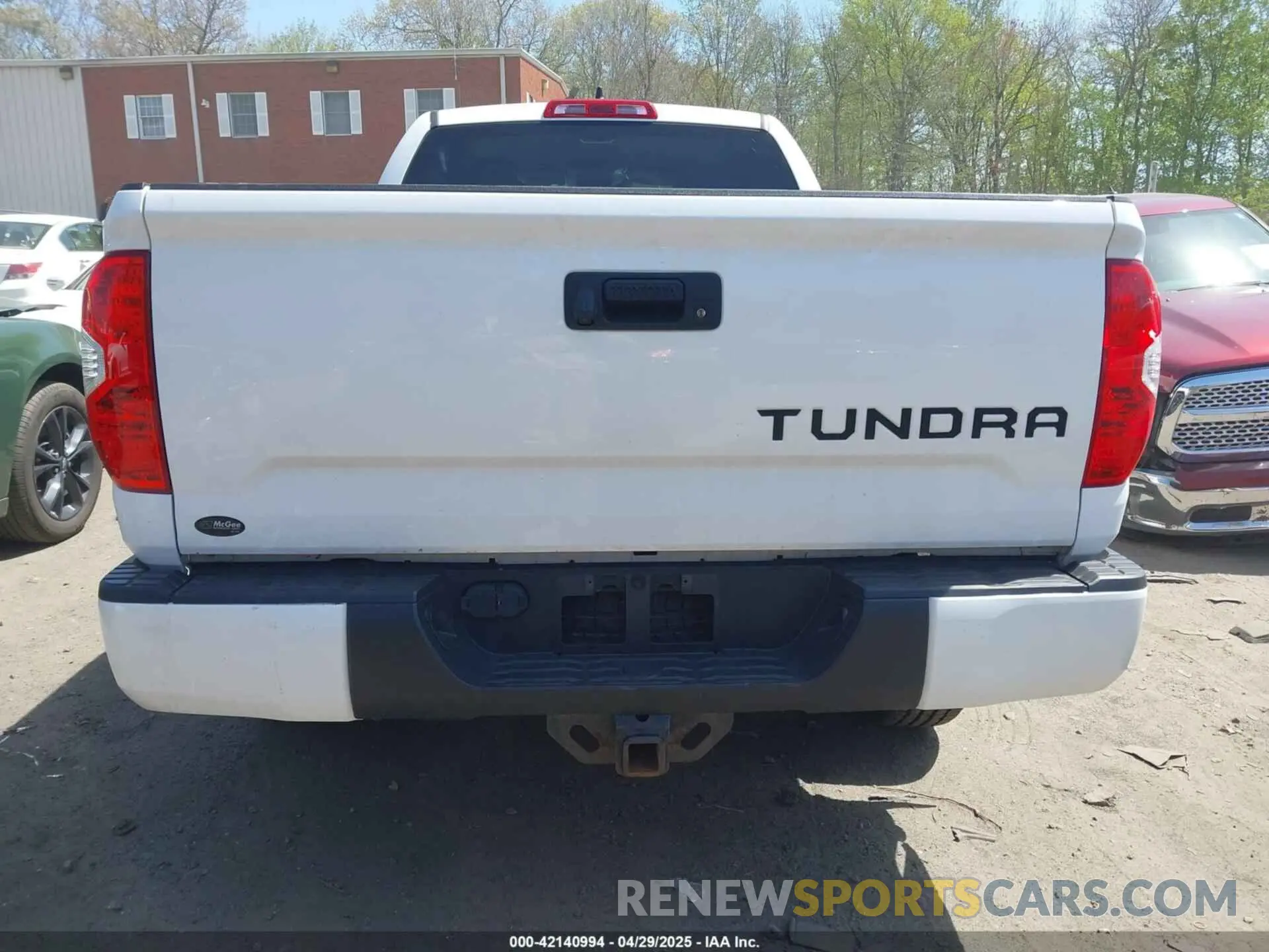 17 Фотография поврежденного автомобиля 5TFUY5F18LX898558 TOYOTA TUNDRA 2020