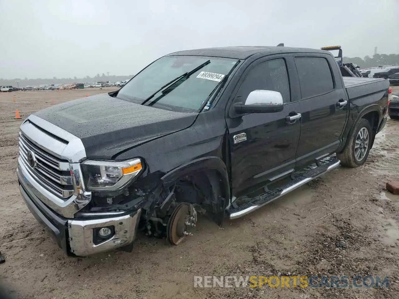 1 Photograph of a damaged car 5TFAY5F10MX991899 TOYOTA TUNDRA 2021