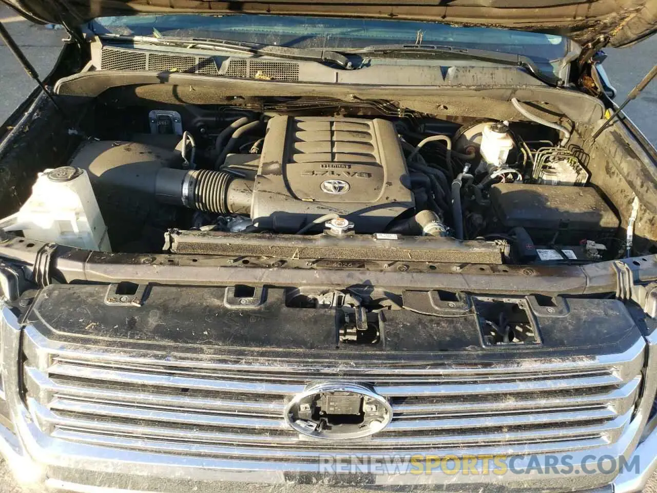 11 Photograph of a damaged car 5TFAY5F17MX044780 TOYOTA TUNDRA 2021