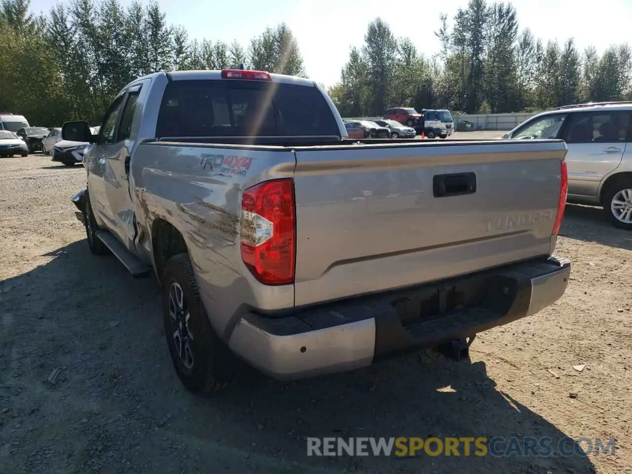 3 Фотография поврежденного автомобиля 5TFBY5F11MX976655 TOYOTA TUNDRA 2021