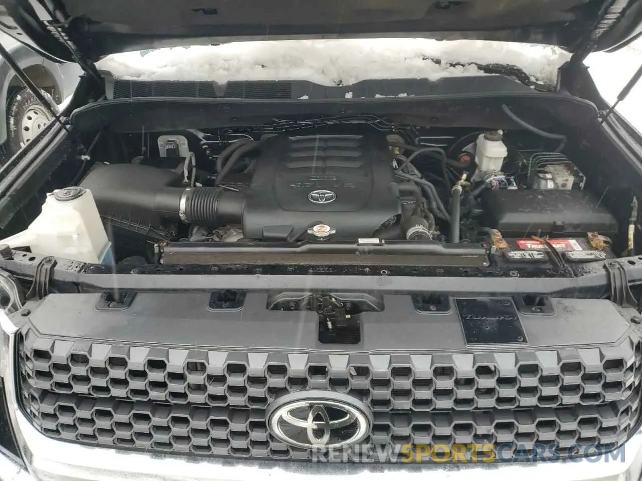 11 Photograph of a damaged car 5TFDY5F10MX968765 TOYOTA TUNDRA 2021