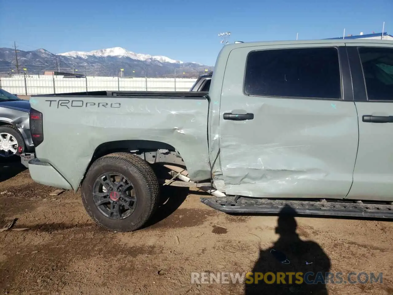 9 Photograph of a damaged car 5TFDY5F11MX972422 TOYOTA TUNDRA 2021