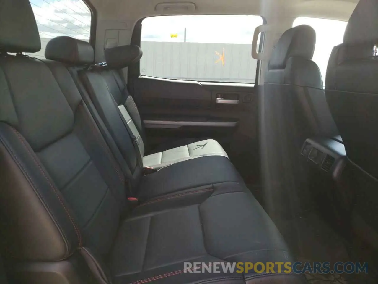 6 Фотография поврежденного автомобиля 5TFDY5F13MX014401 TOYOTA TUNDRA 2021