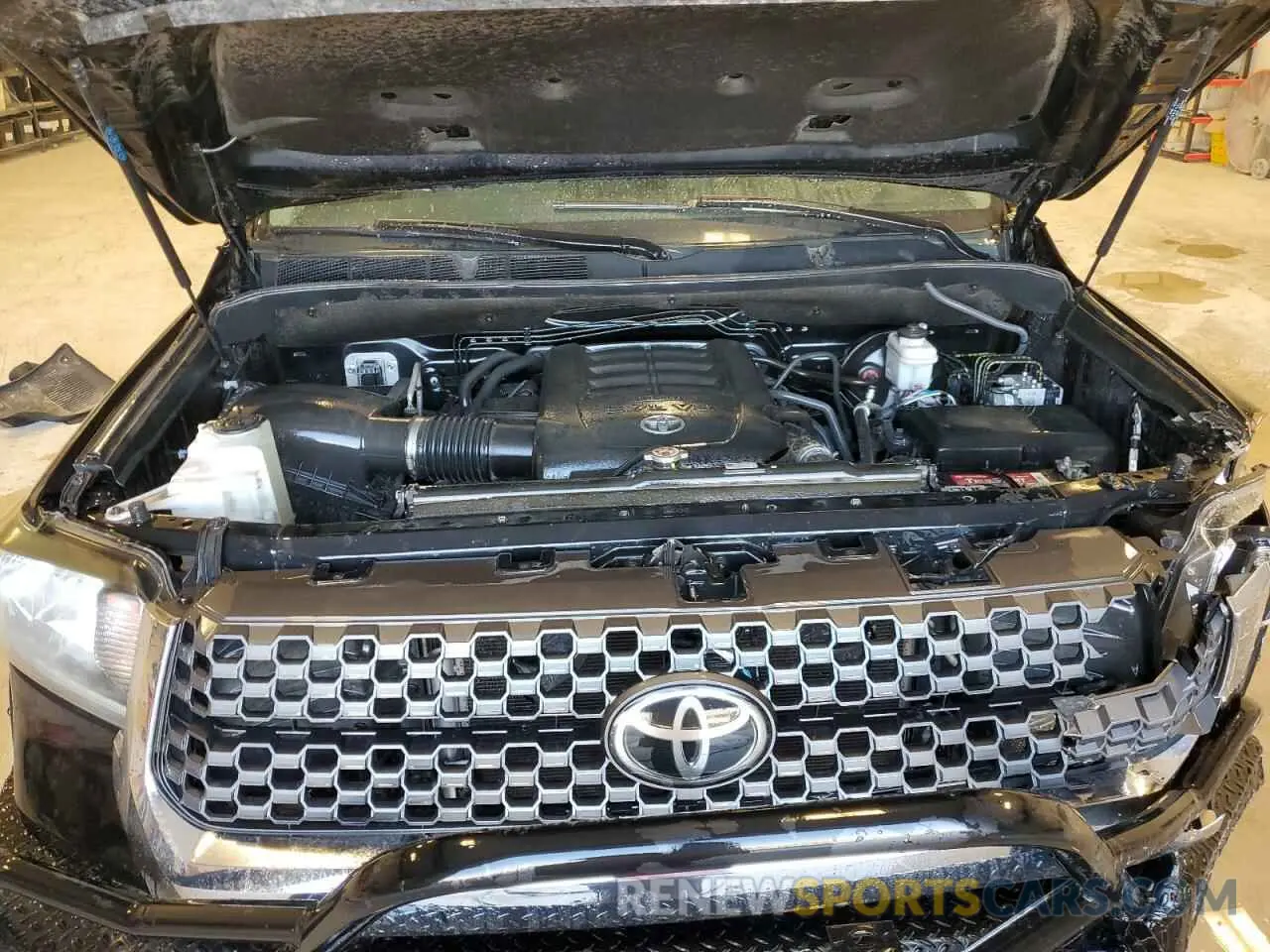 11 Photograph of a damaged car 5TFDY5F13MX973460 TOYOTA TUNDRA 2021