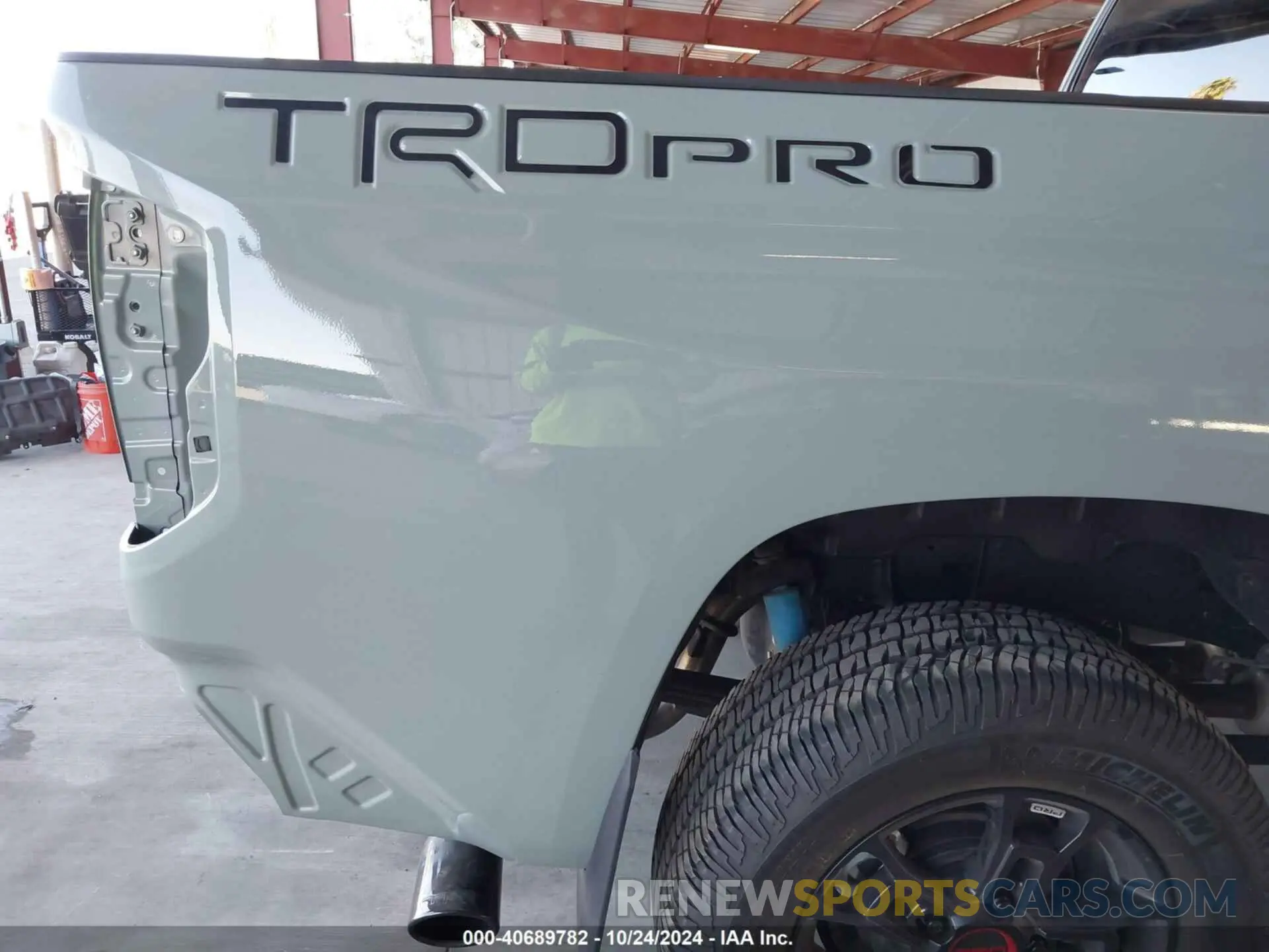 21 Photograph of a damaged car 5TFDY5F14MX034589 TOYOTA TUNDRA 2021