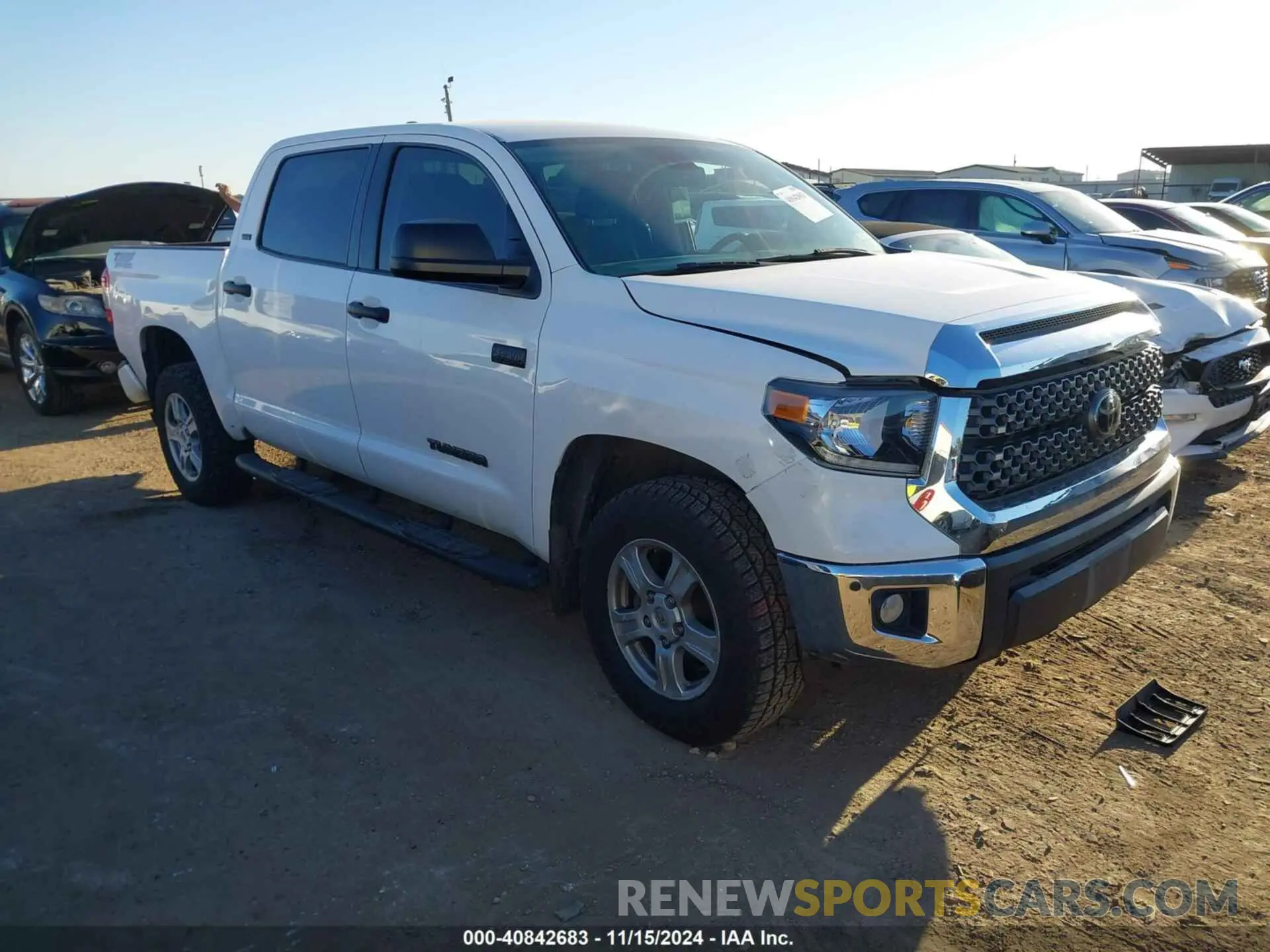 1 Photograph of a damaged car 5TFDY5F14MX043230 TOYOTA TUNDRA 2021