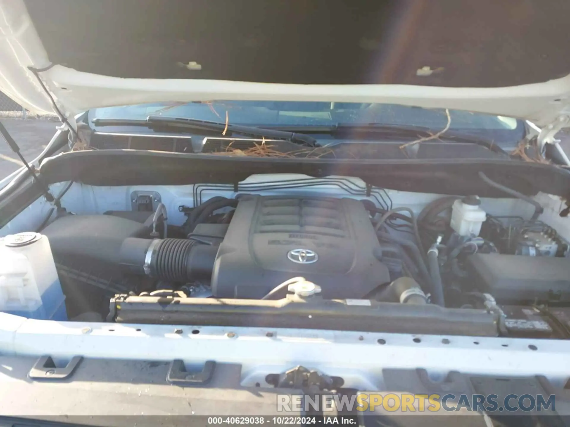 10 Photograph of a damaged car 5TFDY5F15MX003903 TOYOTA TUNDRA 2021