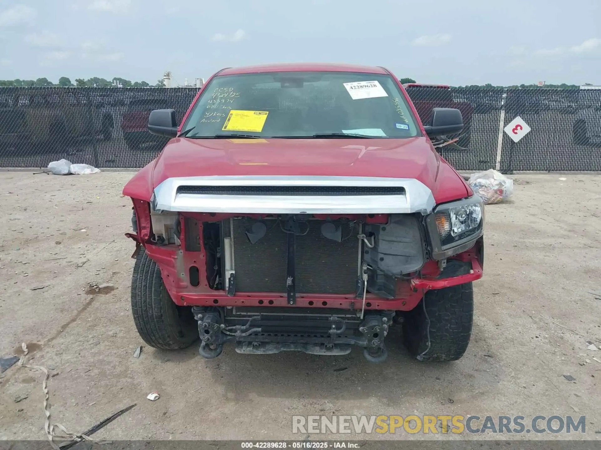 12 Фотография поврежденного автомобиля 5TFDY5F15MX035556 TOYOTA TUNDRA 2021