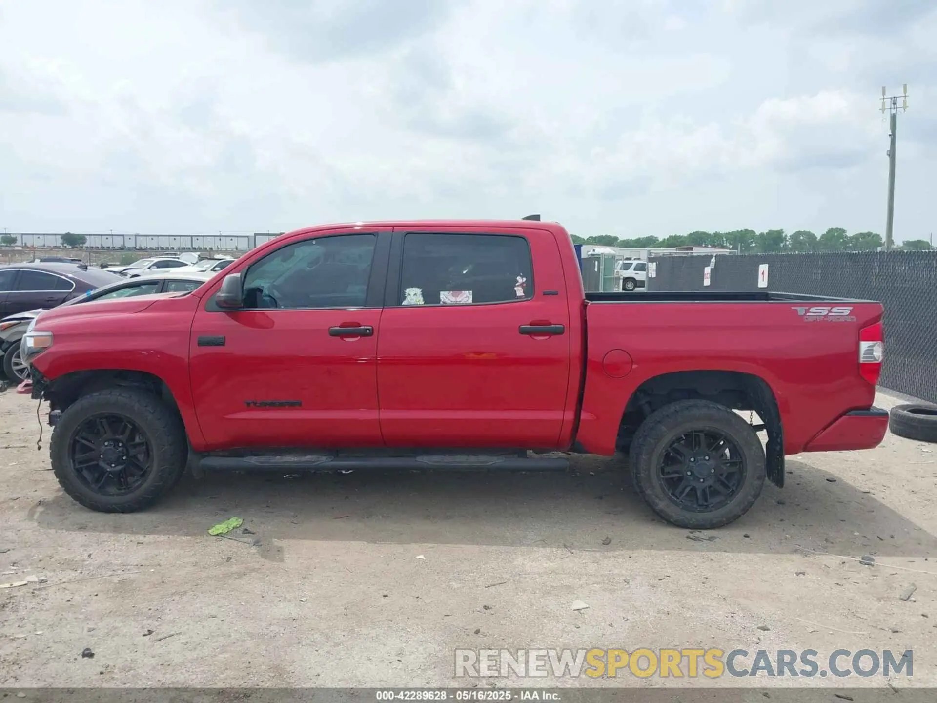 14 Фотография поврежденного автомобиля 5TFDY5F15MX035556 TOYOTA TUNDRA 2021