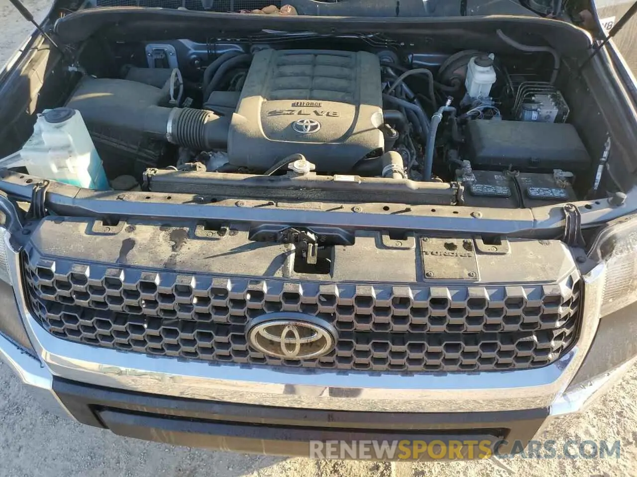 12 Photograph of a damaged car 5TFDY5F15MX989031 TOYOTA TUNDRA 2021