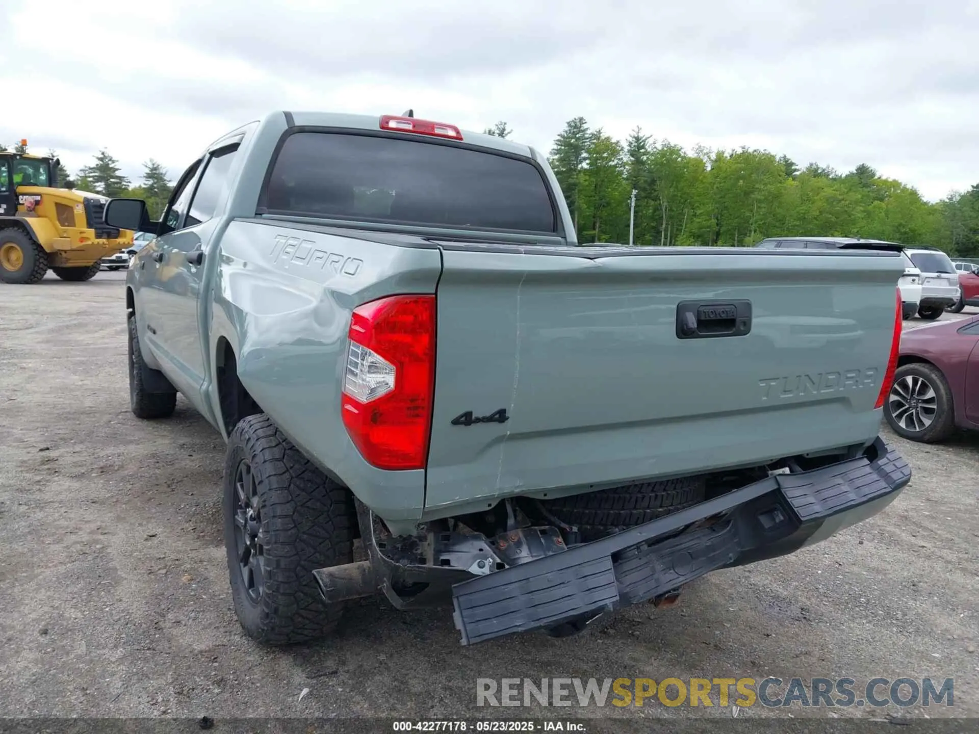 6 Photograph of a damaged car 5TFDY5F17MX033498 TOYOTA TUNDRA 2021